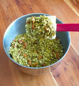 mixed matcha granola