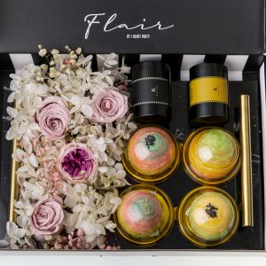 Roleaf willow moon cake gift box top angle